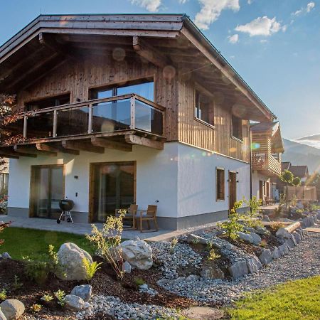 Apartment In Wald Im Pinzgau With A Carport 外观 照片