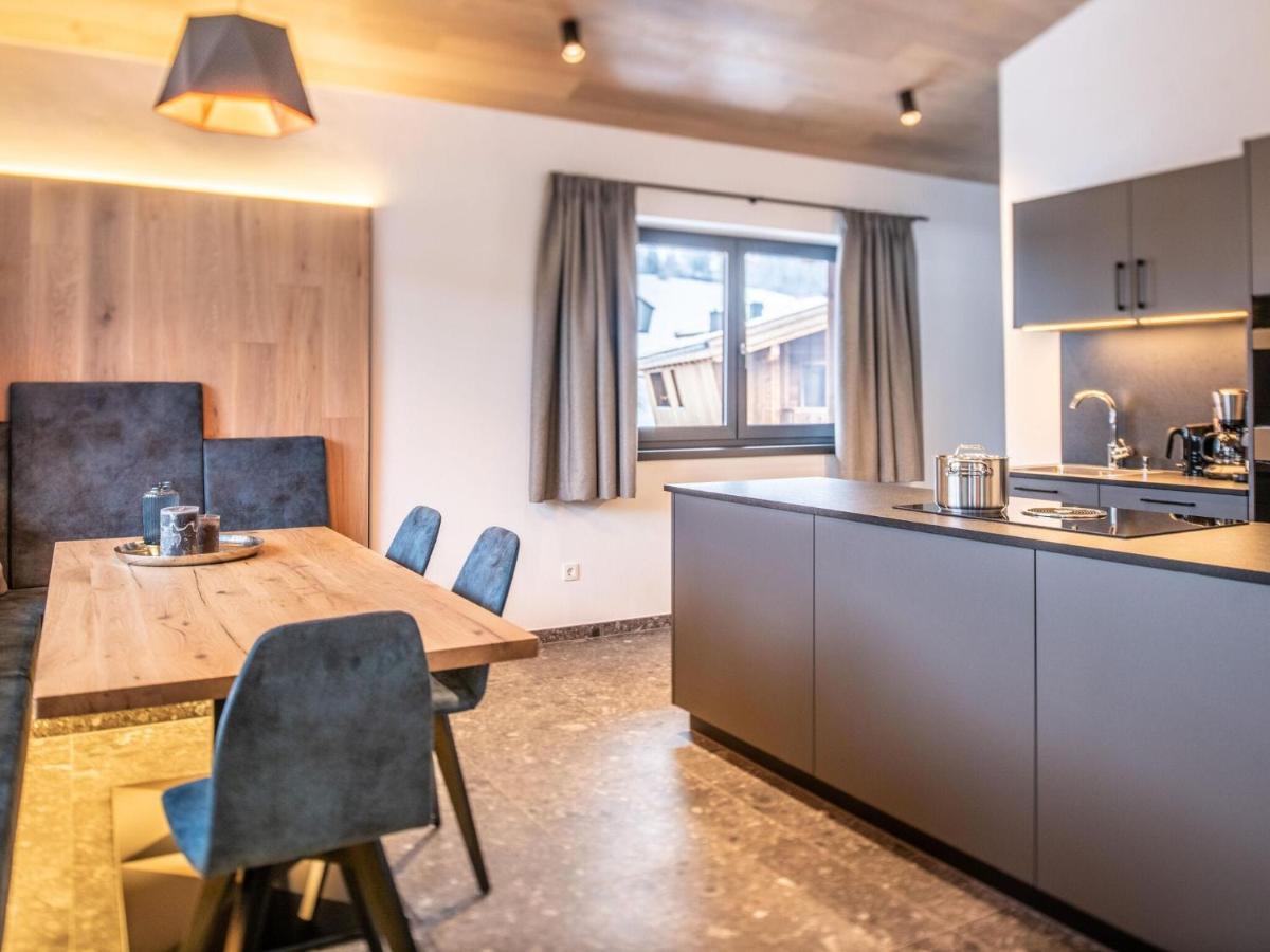 Apartment In Wald Im Pinzgau With A Carport 外观 照片