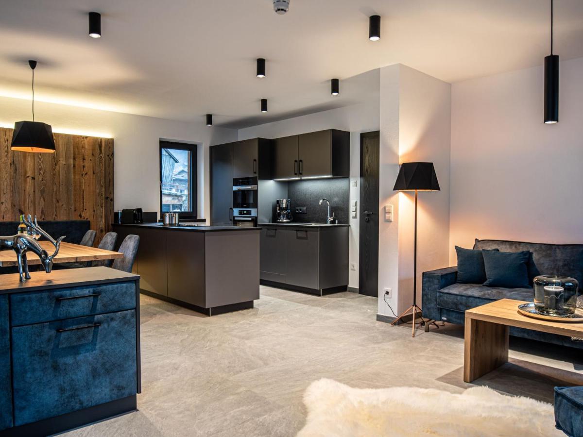 Apartment In Wald Im Pinzgau With A Carport 外观 照片